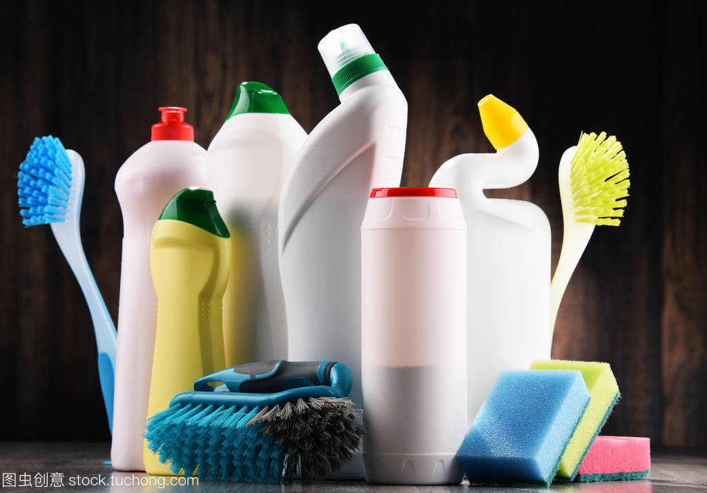 洗滌劑瓶與化學清洗用品 安全使用與環(huán)保選擇